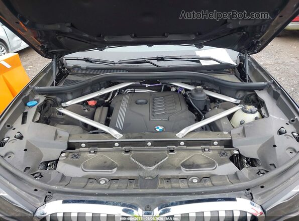 5UXCW2C01M9H51792 2021 BMW X7 Серый Вид сзади
