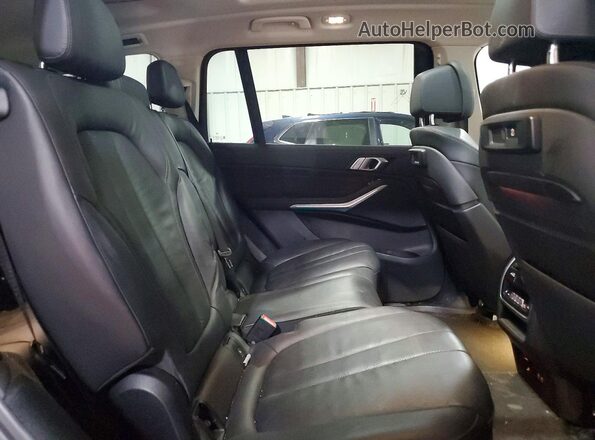 5UXCW2C02N9M47756 2022 BMW X7 Black Widok wnętrza z tyłu