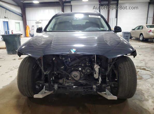 5UXCW2C02N9M47756 2022 BMW X7 Black Widok z przodu