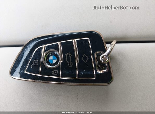5UXCW2C03N9M41061 2022 BMW X7 Белый Вид панели приборов