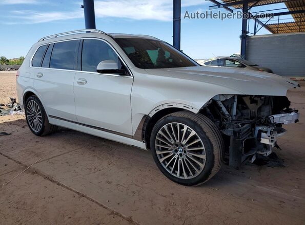 5UXCW2C09L9C68792 2020 BMW X7 White Front right