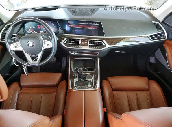 5UXCW2C09L9C68792 2020 BMW X7 White Dashboard view