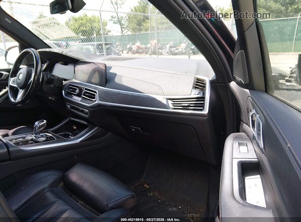 5UXCW2C09M9F51601 2021 BMW X7 Синий Вид салона спереди