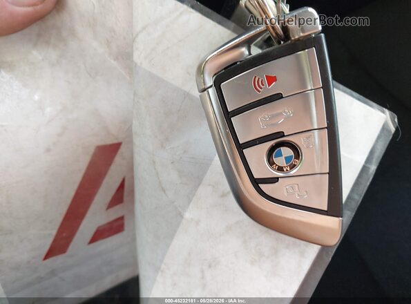 5UXCW2C0XN9L04070 2022 BMW X7 Black წინა პანელის ხედი