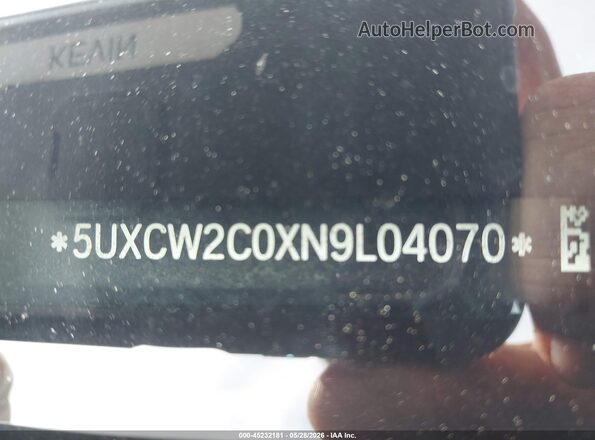 5UXCW2C0XN9L04070 2022 BMW X7 Black 