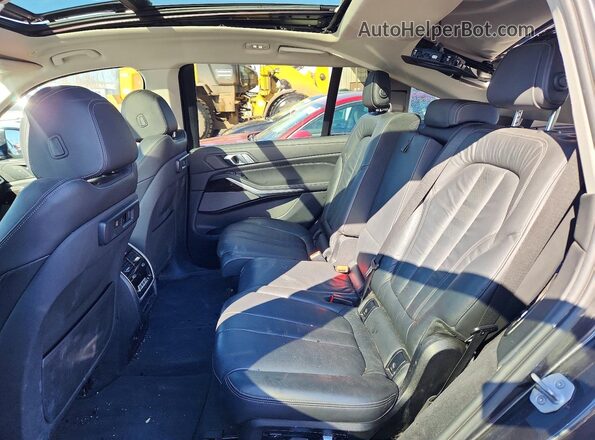 5UXCW2C58KL088021 2019 BMW X7 Black Вид задньої частини салону