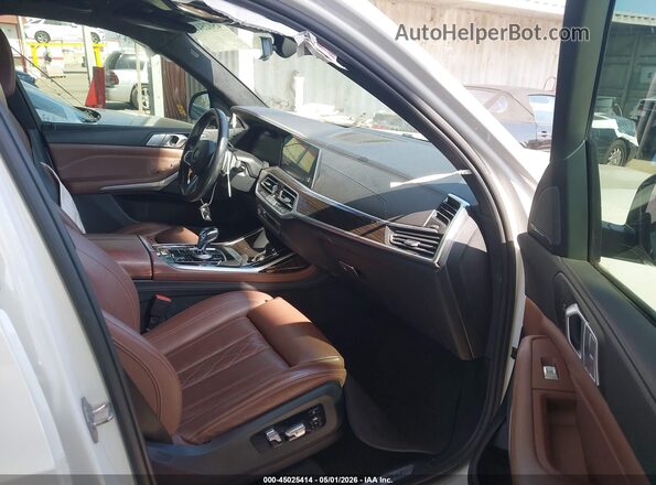 5UXCX4C52KLS38701 2019 BMW X7 White Սալոնի դիմացի տեսք