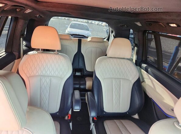 5UXCX4C53KLS37881 2019 BMW X7 Зеленый Вид задних сидений