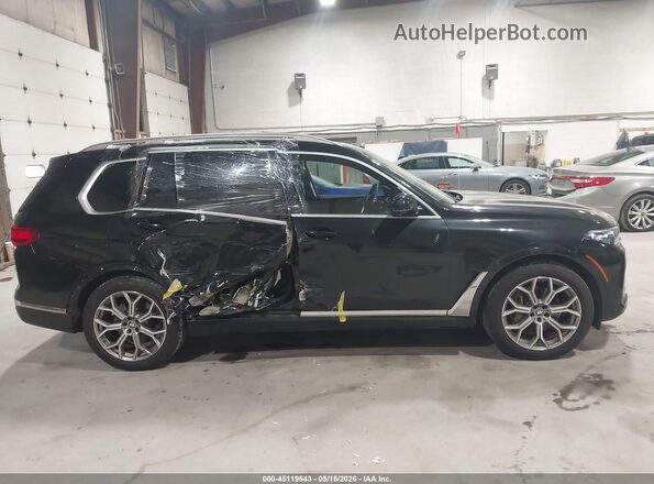 5UXCX4C56KLS36238 2019 BMW X7 Black Rear interior view