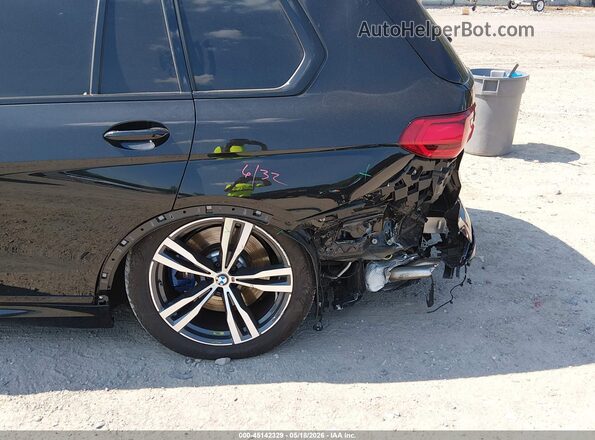 5UXCX6C04N9M68905 2022 BMW X7 Black წინა ხედი