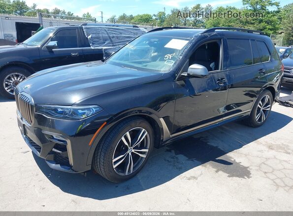 5UXCX6C07M9D97796 2021 BMW X7 Black Przód lewy