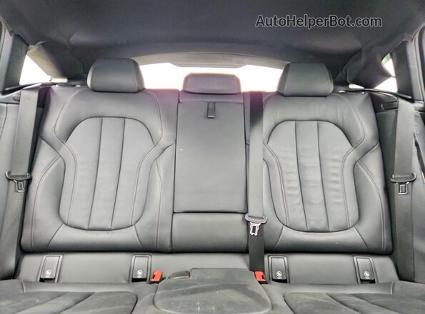 5UXCY6C01M9G87058 2021 BMW X6 Blue Widok tylnych siedzeń