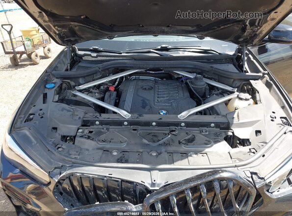 5UXCY6C02N9M28402 2022 BMW X6 Black Widok z tyłu