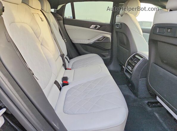 5UXCY6C07P9R84188 2023 BMW X6 Black Вид задніх сидінь