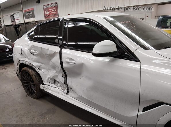 5UXCY6C08P9N58641 2023 BMW X6 White Front view