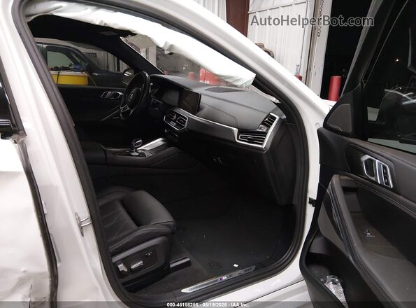5UXCY6C08P9N58641 2023 BMW X6 White Front interior view