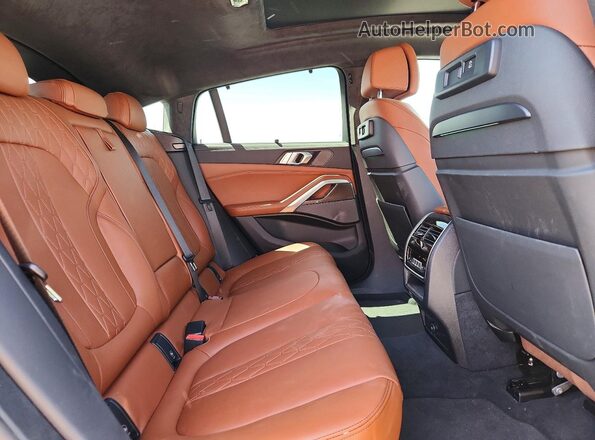 5UXCY8C01N9K59887 2022 BMW X6 Зеленый Вид задних сидений