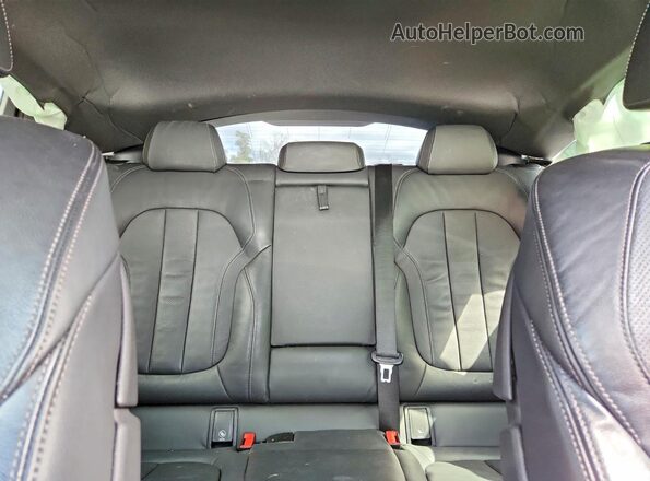 5UXCY8C07L9B64492 2020 BMW X6 Белый Вид задних сидений