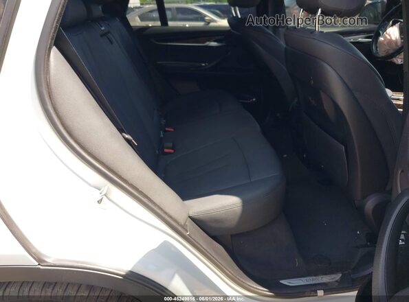 5UXKR0C33H0V74610 2017 BMW X5 White VIN კოდის სტიკერის ხედი