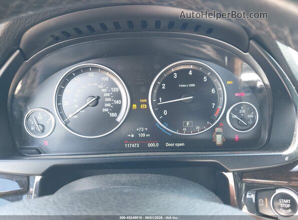 5UXKR0C33H0V74610 2017 BMW X5 White უკანა სავარძლების ხედი