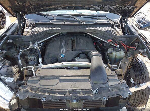 5UXKR0C34H0V78374 2017 BMW X5 Black 