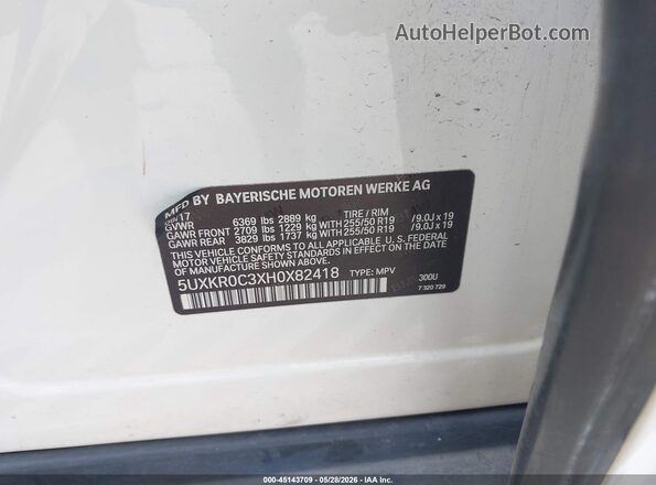 5UXKR0C3XH0X82418 2017 BMW X5 White Engine compartment view