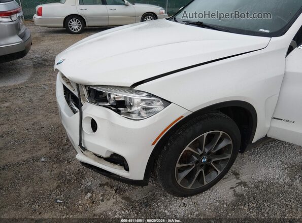 5UXKR0C52JL070216 2018 BMW X5 White 