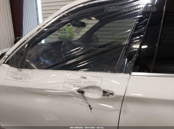 5UXKR0C5XJL072506 2018 BMW X5 White 