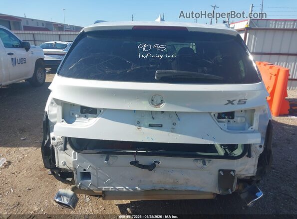 5UXKR2C52J0X09854 2018 BMW X5 White Вид спереду