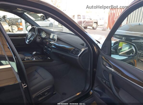 5UXKR2C55J0Z17159 2018 BMW X5 Black 
