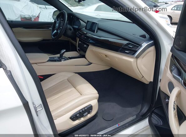 5UXKU0C50J0G69506 2018 BMW X6 White Вид салону спереду
