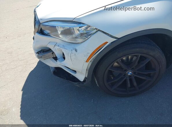 5UXKU2C55G0N79477 2016 BMW X6 White Вид спереду