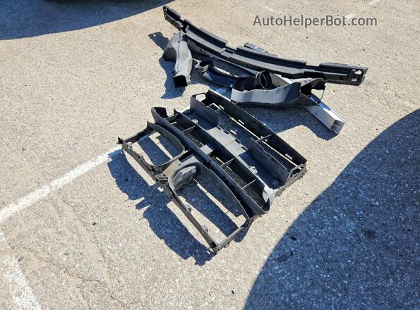 5UXKU2C57J0X49569 2018 BMW X6 Gray Вид підкапотного простору