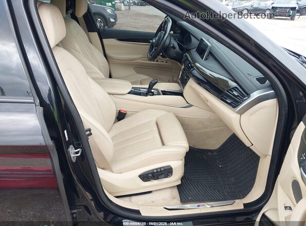 5UXKU2C59H0N85008 2017 BMW X6 Black Вид салону спереду