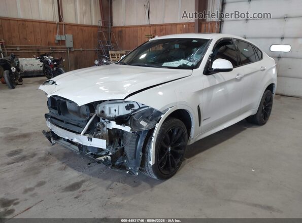 5UXKU2C5XJ0Z61026 2018 BMW X6 White Передня ліва чверть