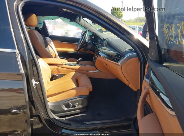 5UXKU6C56J0Z66523 2018 BMW X6 Black Вид салону спереду