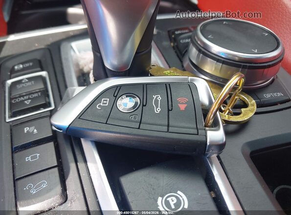 5UXKU6C56J0Z66604 2018 BMW X6 White Вид панелі приладів
