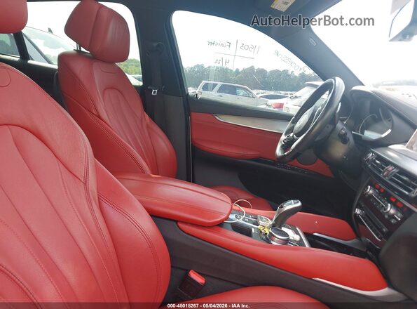 5UXKU6C56J0Z66604 2018 BMW X6 White Вид салону спереду