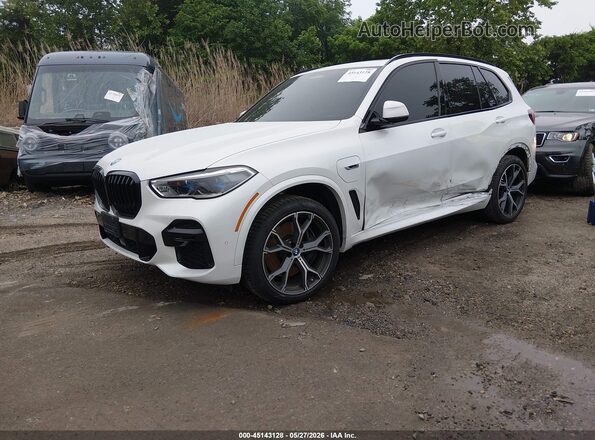 5UXTA6C05P9P33027 2023 BMW X5 White წინა მარცხენა ხედი სამი მეოთხედიდან
