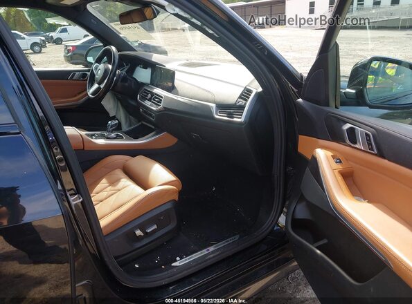 5UXTA6C05P9R15794 2023 BMW X5 Black Вид салону спереду