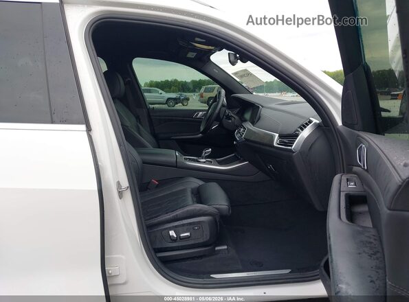 5UXTA6C07P9N46565 2023 BMW X5 White წინა სალონის ხედი