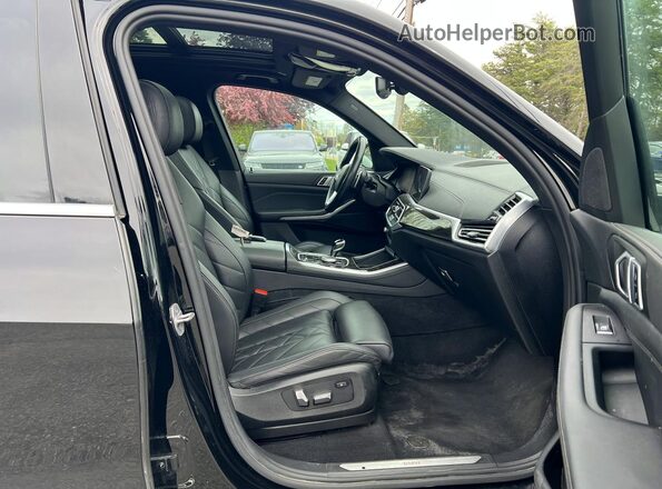 5UXTA6C07P9P01423 2023 BMW X5 Black წინა ხედი
