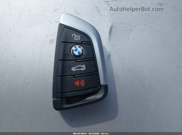 5UXTR7C51KLE98103 2019 BMW X3 White Dashboard view