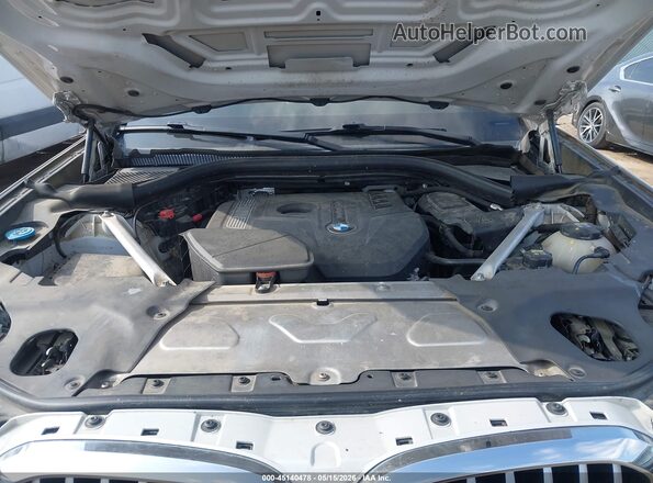 5UXTR7C51KLE98103 2019 BMW X3 White Rear view