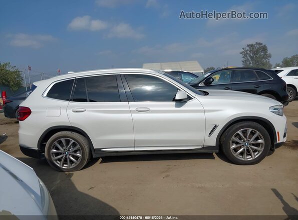 5UXTR7C51KLE98103 2019 BMW X3 White Rear interior view