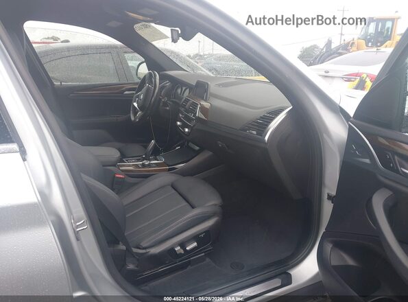 5UXTR7C51KLR44960 2019 BMW X3 Gray Vista interior delantera