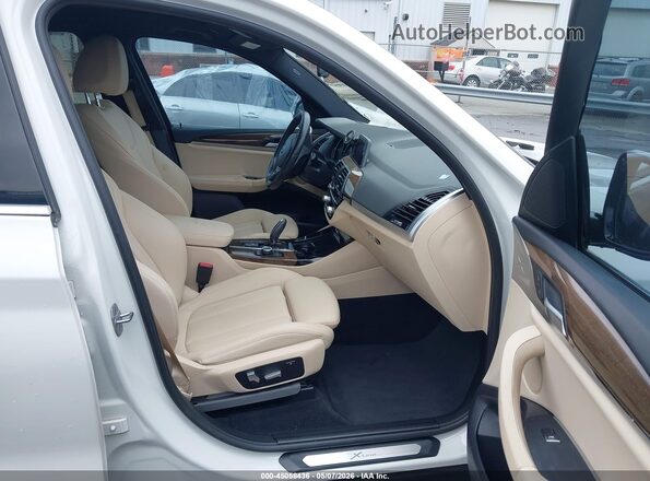 5UXTR7C54KLF24046 2019 BMW X3 White 