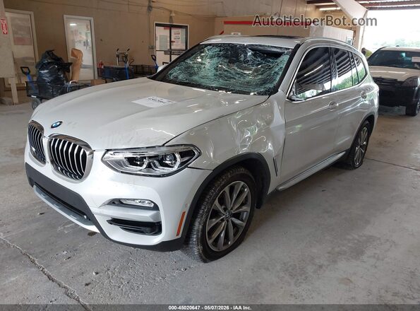 5UXTR7C58KLE98227 2019 BMW X3 Белый Передняя левая четверть