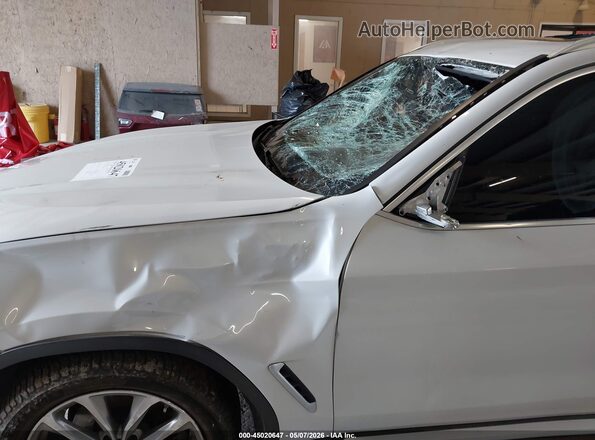5UXTR7C58KLE98227 2019 BMW X3 Белый Вид спереди
