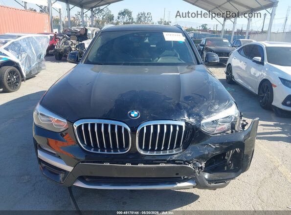 5UXTR7C58KLF32490 2019 BMW X3 Black Առջևի վահանակի տեսք